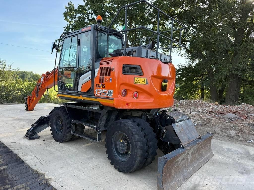 Hitachi ZX 135 W-7 Escavadoras de rodas