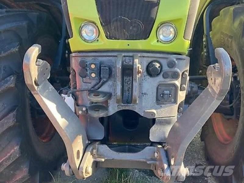 CLAAS Axion 830 Tratores Agrícolas usados