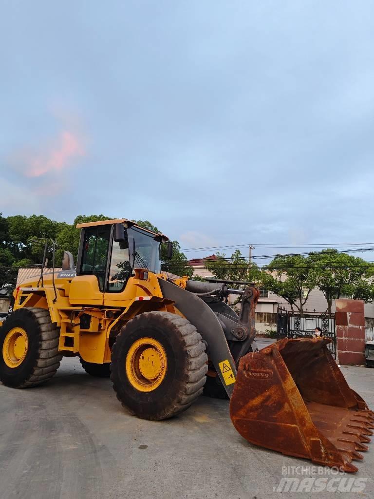 Volvo L 120 Pás carregadoras de rodas