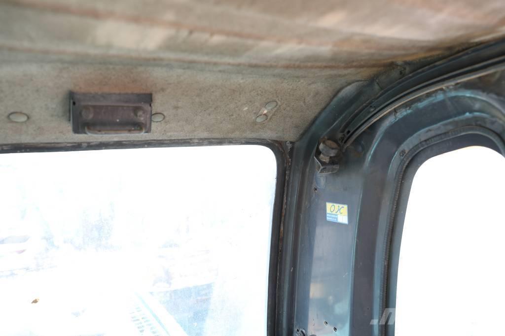 Kobelco SK 210-8 Escavadoras de rastos