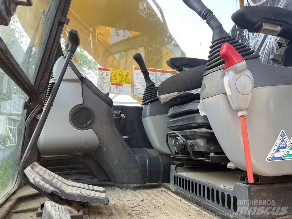 Komatsu PC 200-8 Escavadoras de rastos