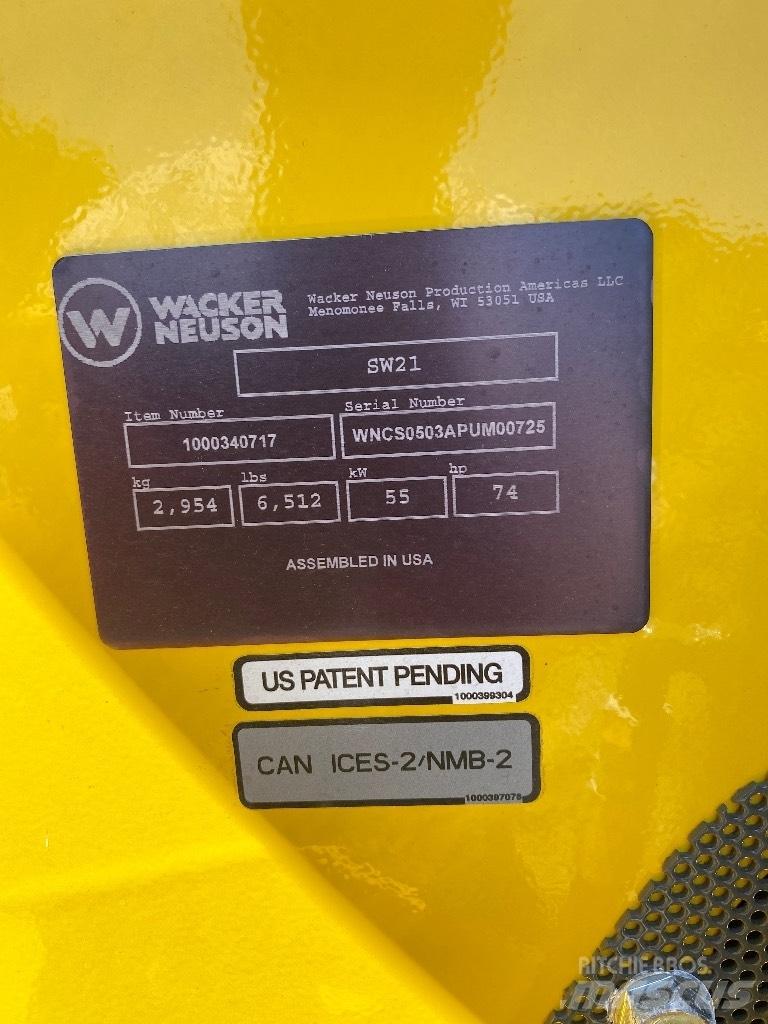 Wacker Neuson SW21 Carregadoras de direcção deslizante