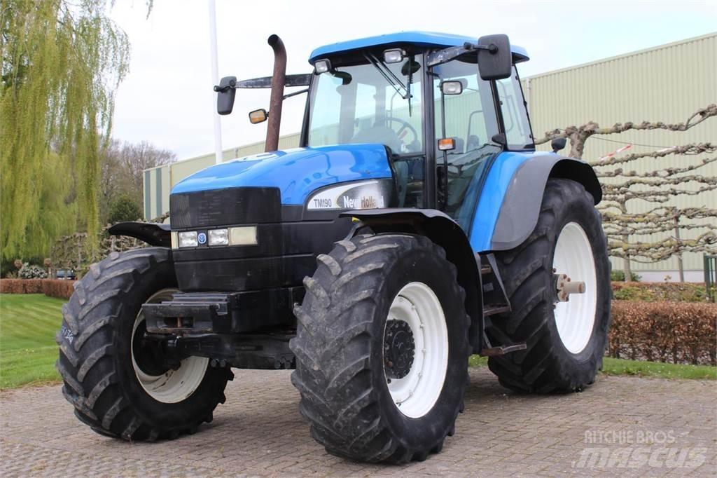 New Holland TM190 Tratores Agrícolas usados