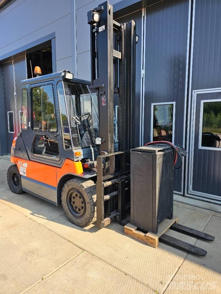 Toyota 7 FBMF 40 Empilhadores eléctricos