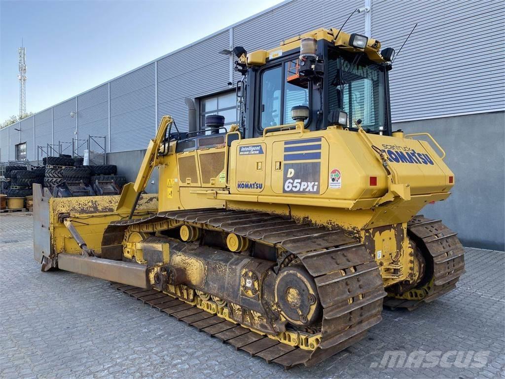 Komatsu D65PXI-18 Dozers - Tratores rastos