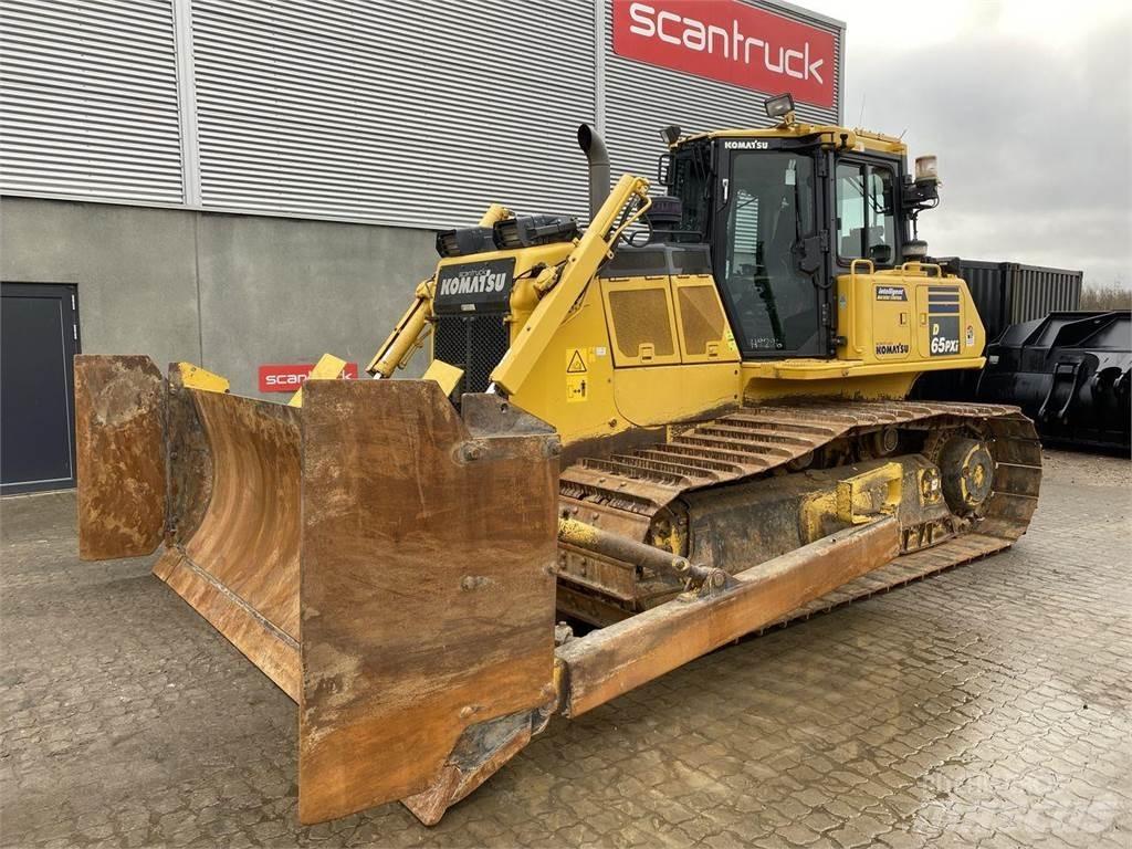 Komatsu D65PXI-18 Dozers - Tratores rastos