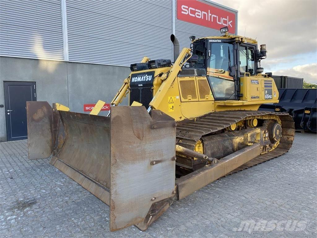 Komatsu D65PXI-18 Dozers - Tratores rastos