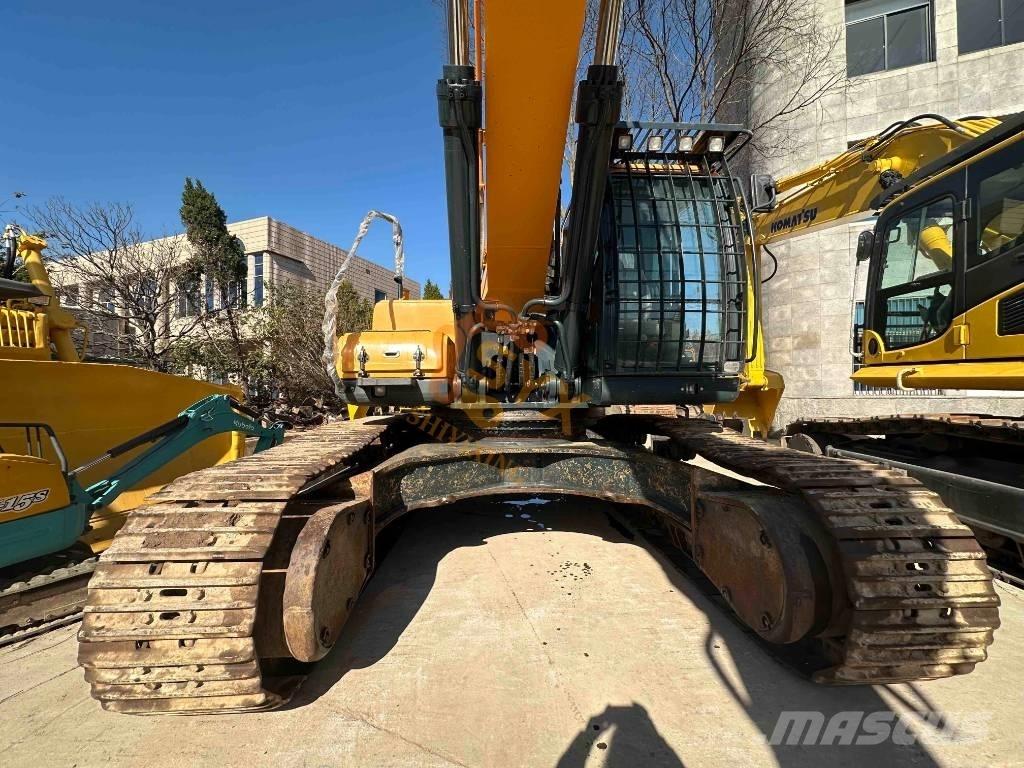 Hyundai Robex 520 VS Escavadoras de rastos