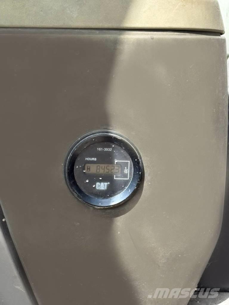 CAT 320 D L Escavadoras de rastos