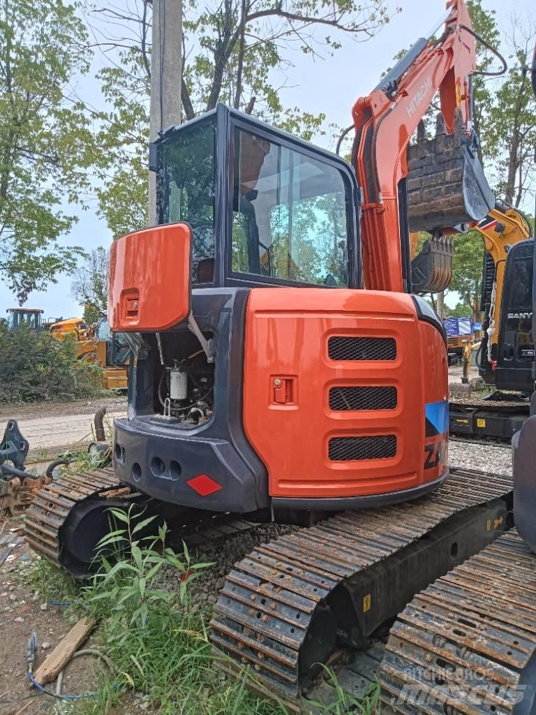 Hitachi ZX55 Mini Escavadoras <7t