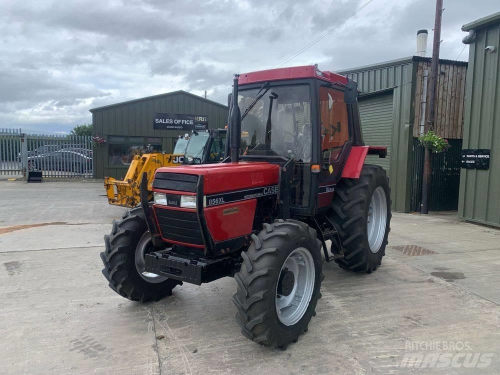 Case IH 856 XL Tratores Agrícolas usados