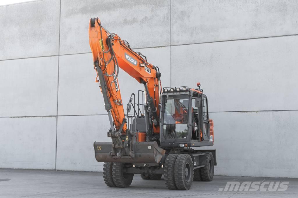 Doosan DX 140 W Escavadoras de rodas