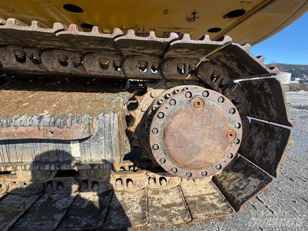 CAT 323 NG Escavadoras de rastos