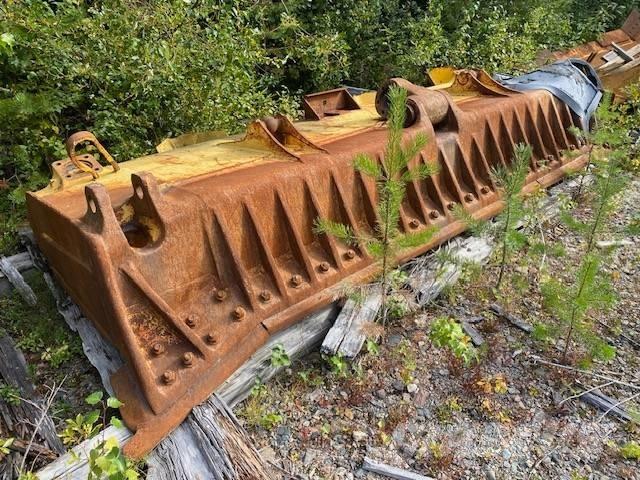 Komatsu D 155 AX Lâminas