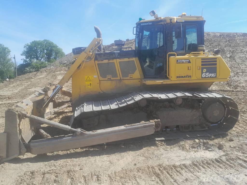 Komatsu D65PXi-18 Dozers - Tratores rastos