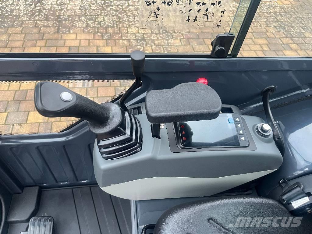 Atlas AC 17 F Mini Escavadoras <7t