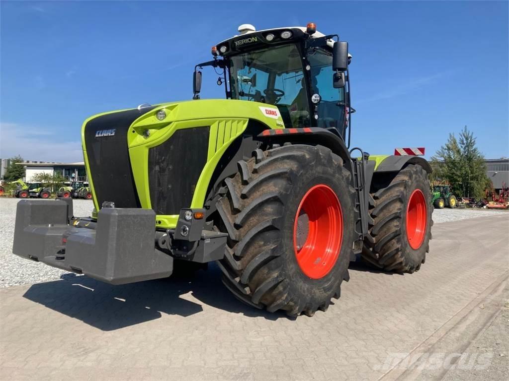 CLAAS XERION 5000 Tratores Agrícolas usados