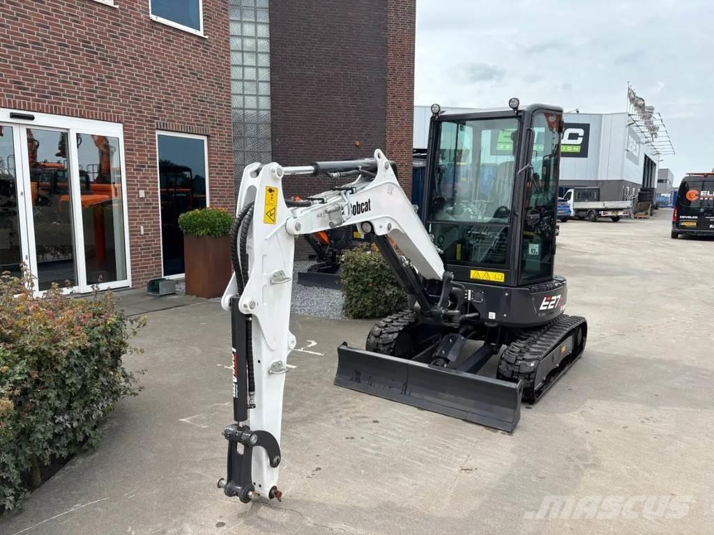 Bobcat E27Z Mini Escavadoras <7t