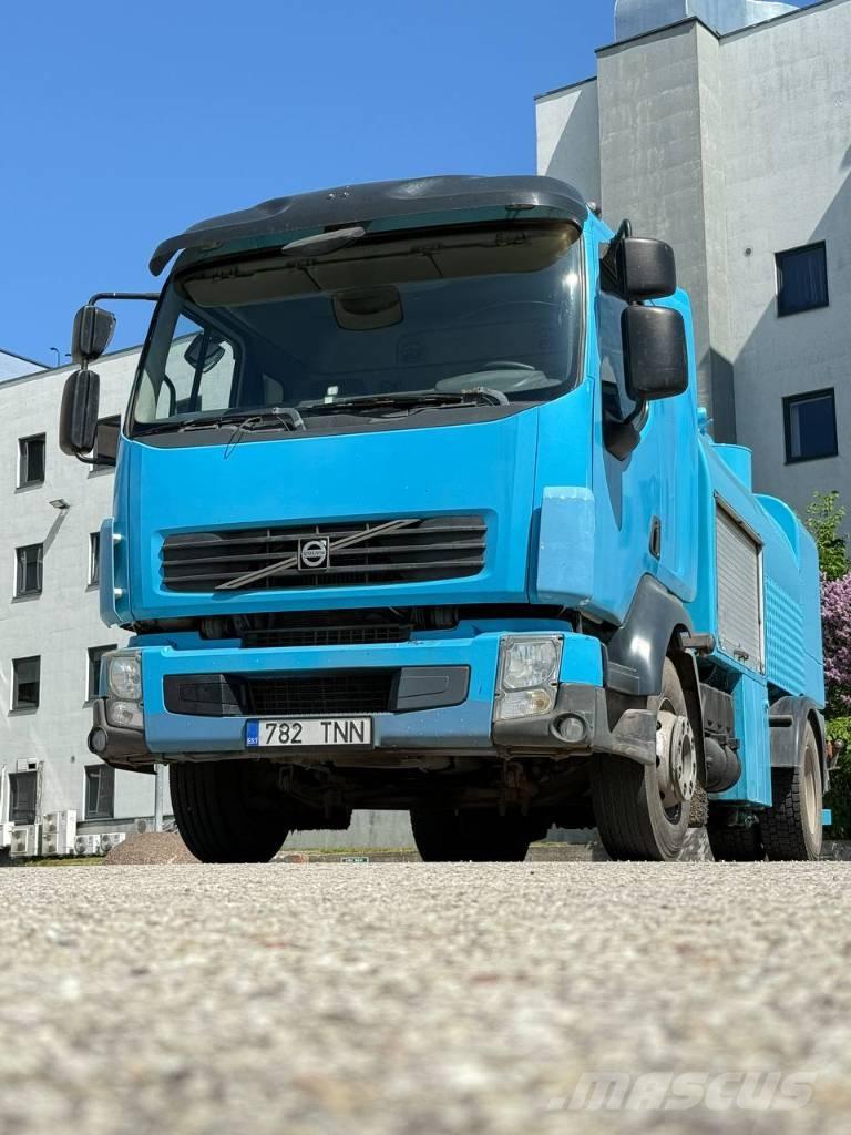 Volvo FL 240 Camiões Aspiradores Combi