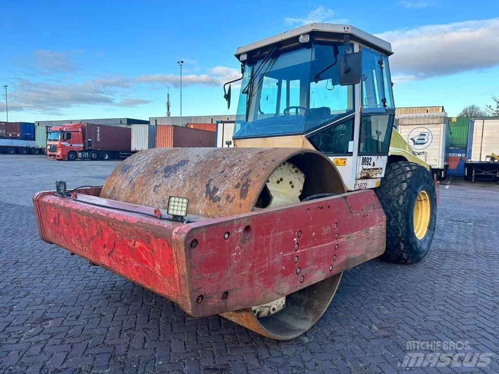 Dynapac CA 602 Cilindros Compactadores monocilíndricos