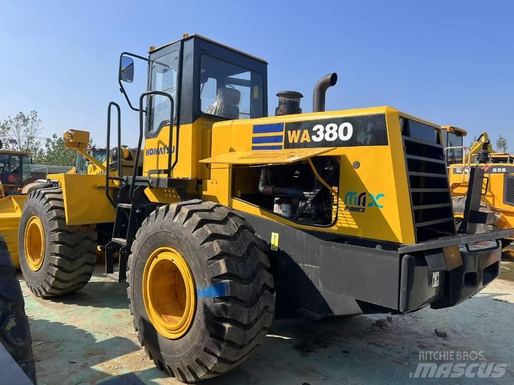 Komatsu WA 380 Pás carregadoras de rodas
