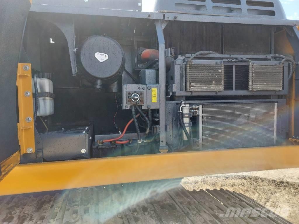 CASE CX 300 D Escavadoras de rastos