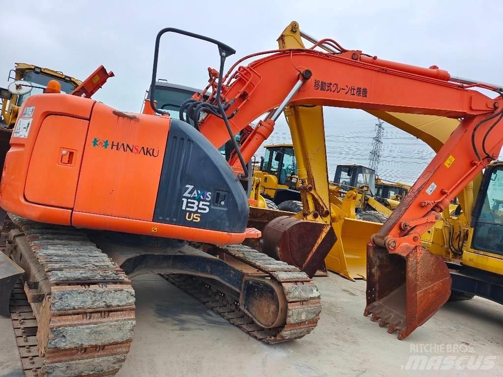 Hitachi ZX 135 US Escavadoras de rastos