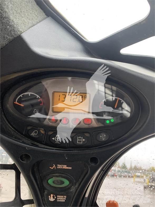 Bobcat T770 Carregadoras de direcção deslizante