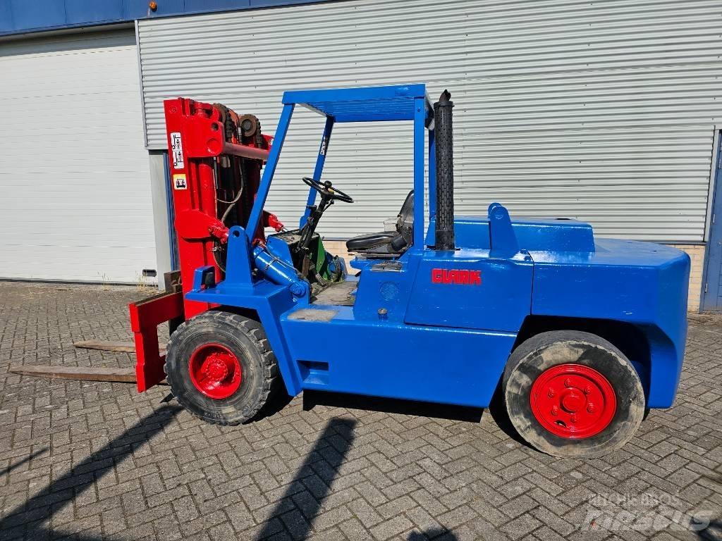 Clark DPH 70 Empilhadores Diesel