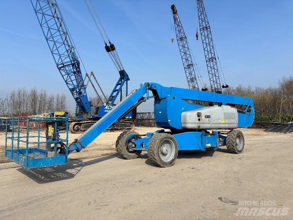 Genie Z 135/70 Elevadores braços articulados