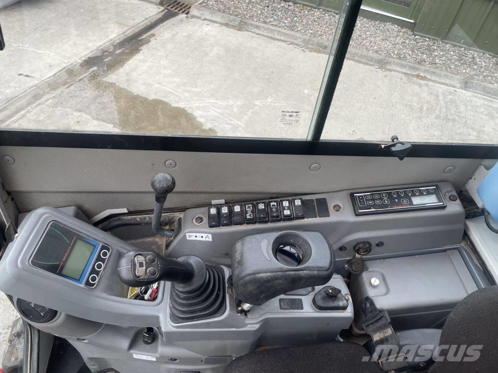 Takeuchi TB 325 R Mini Escavadoras <7t