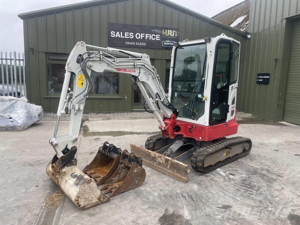 Takeuchi TB 325 R Mini Escavadoras <7t