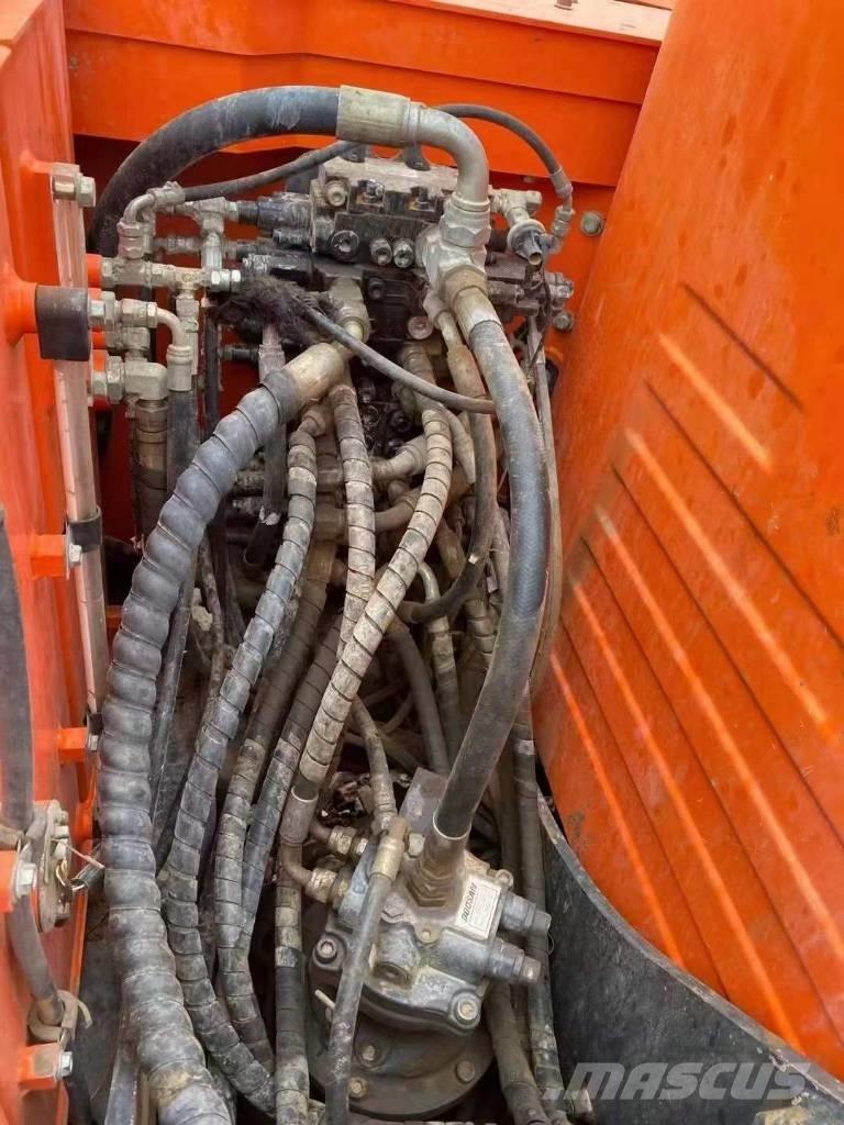 Doosan DX 75 Escavadoras de rastos