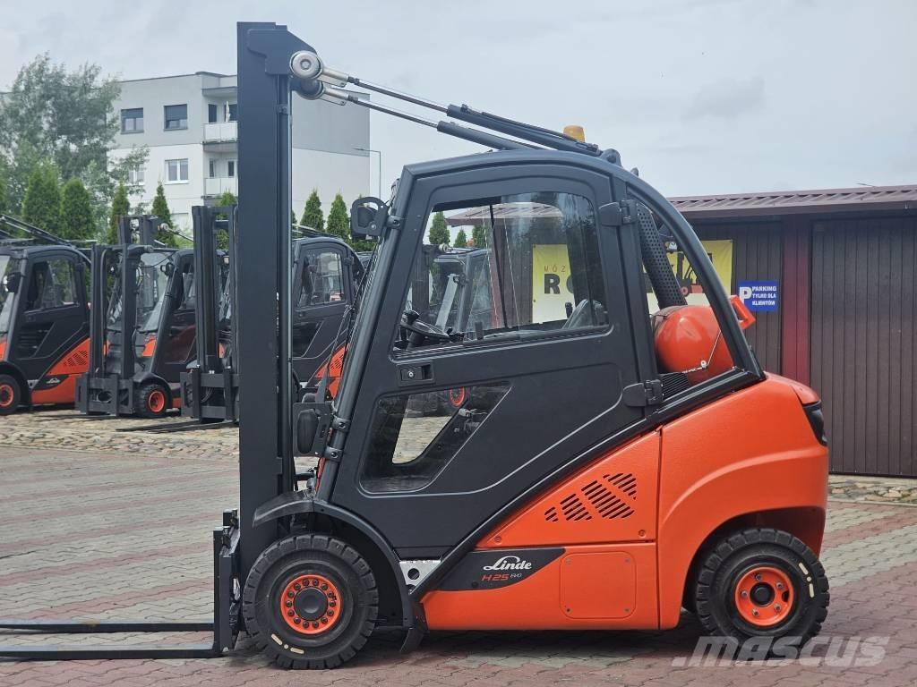 Linde H25T-02 Empilhadores a gás