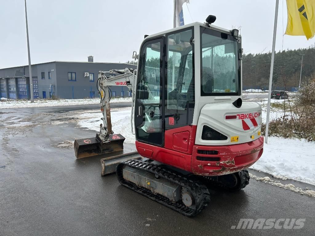 Takeuchi TB 230 V3 Mini Escavadoras <7t