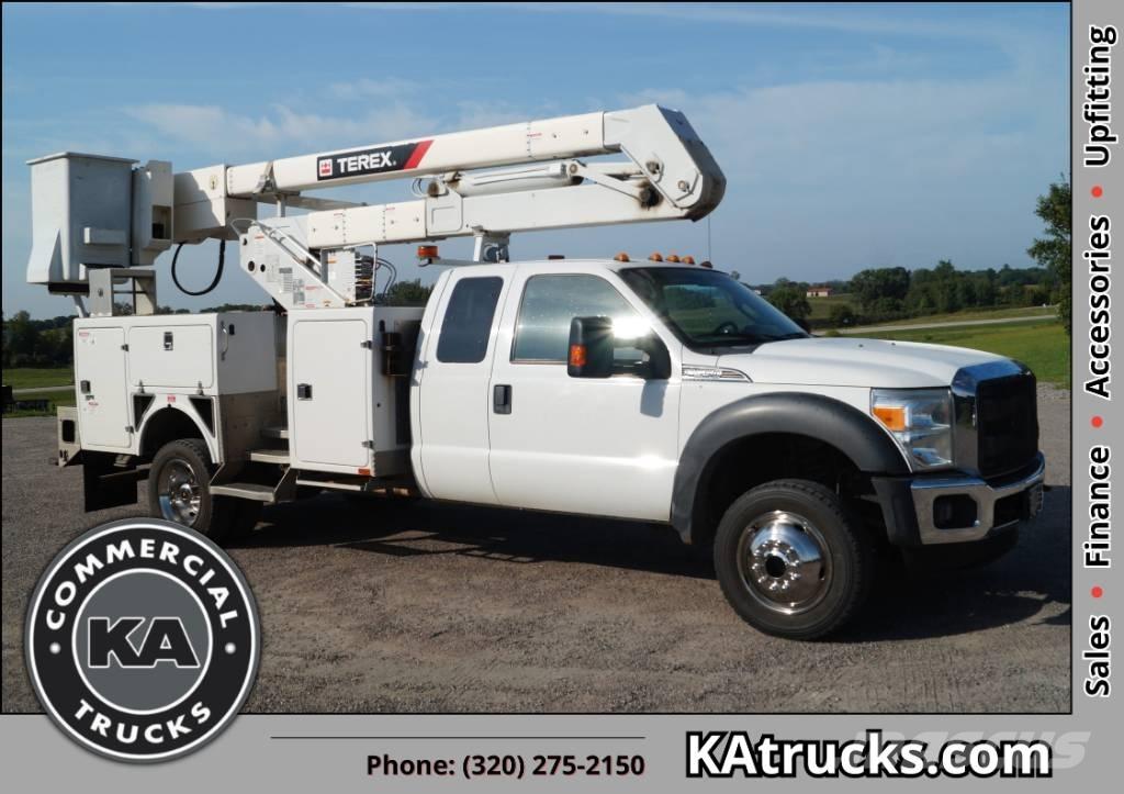 Ford F 550 XLT SD Plataformas aéreas montadas em camião