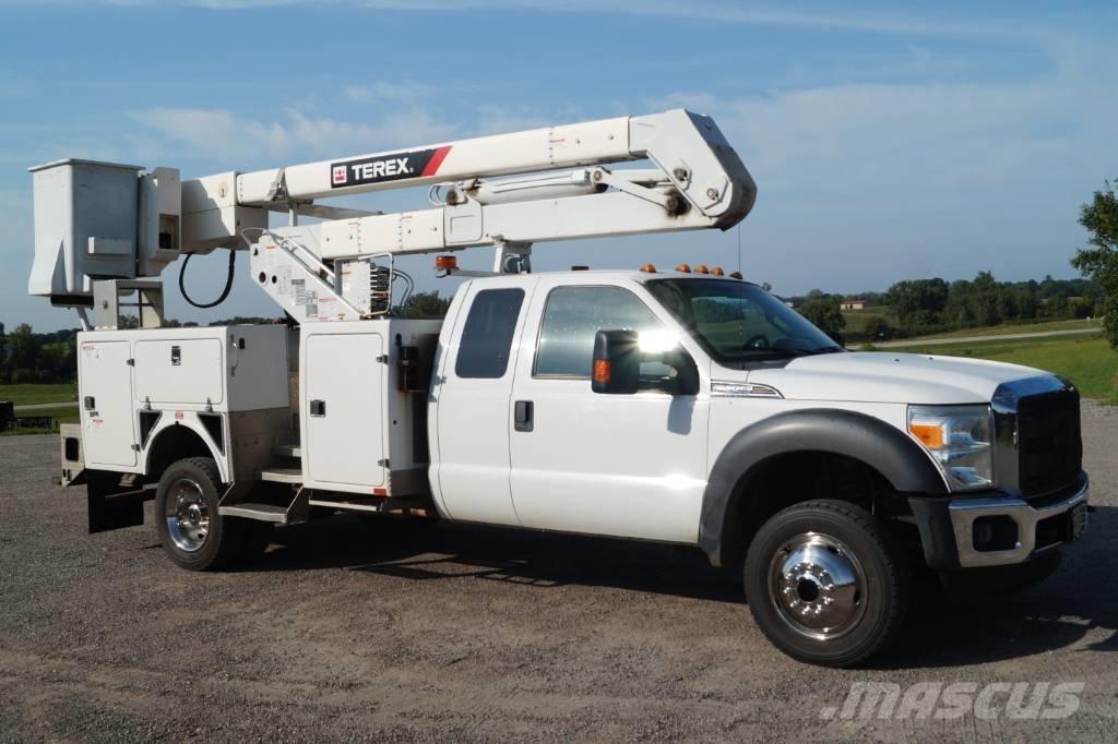 Ford F 550 XLT SD Plataformas aéreas montadas em camião