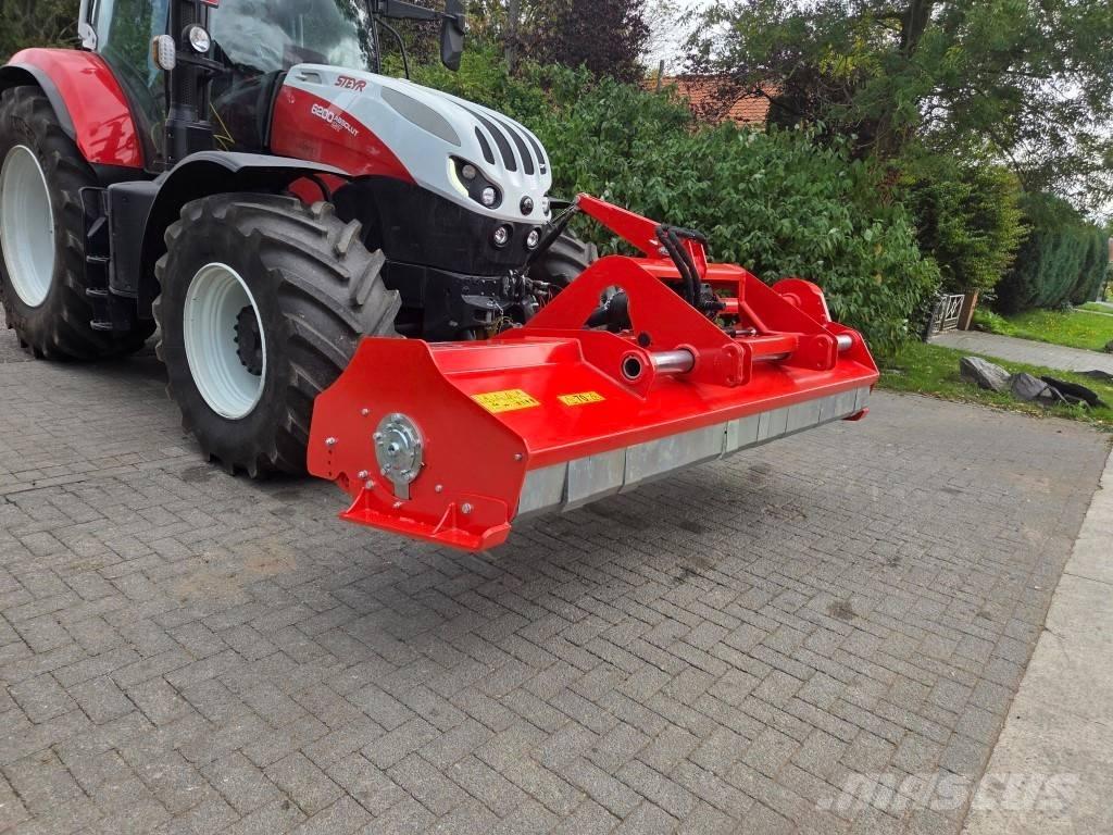 Boxer Duo 300 Plus Gadanheiras e cortadores de folhas para pastos