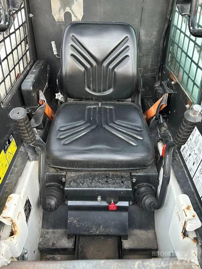Bobcat S 70 Carregadoras de direcção deslizante