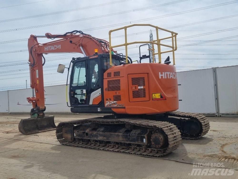 Hitachi ZX225USLC-7 Escavadoras de rastos