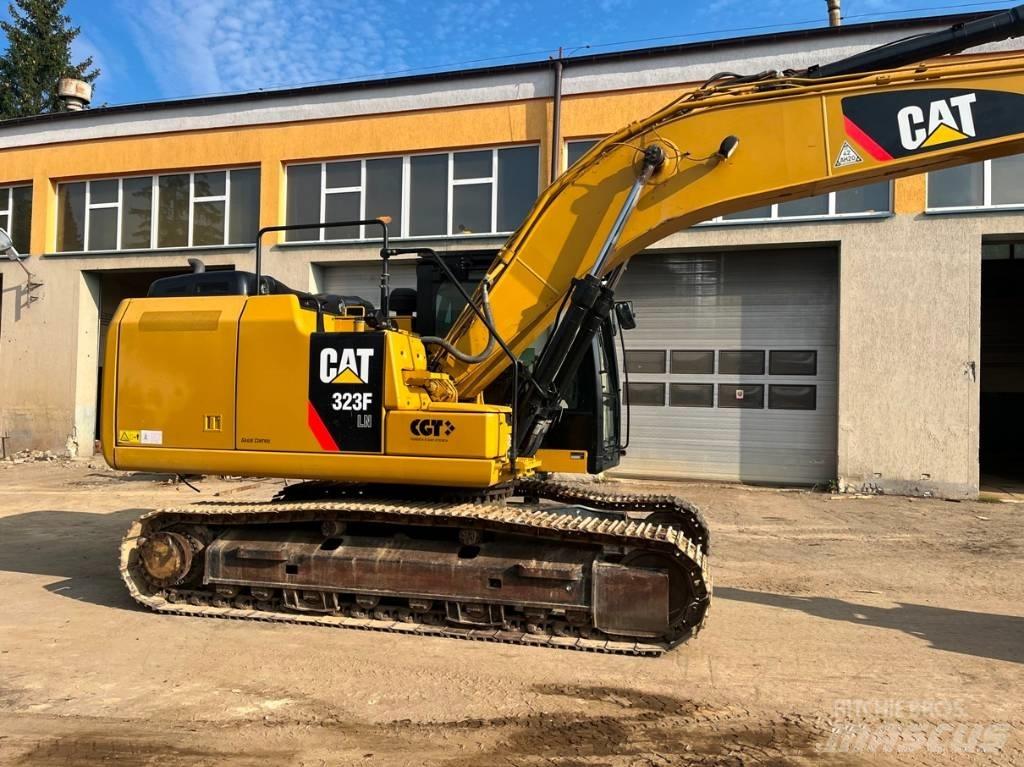 CAT 323 F LN Escavadoras de rastos