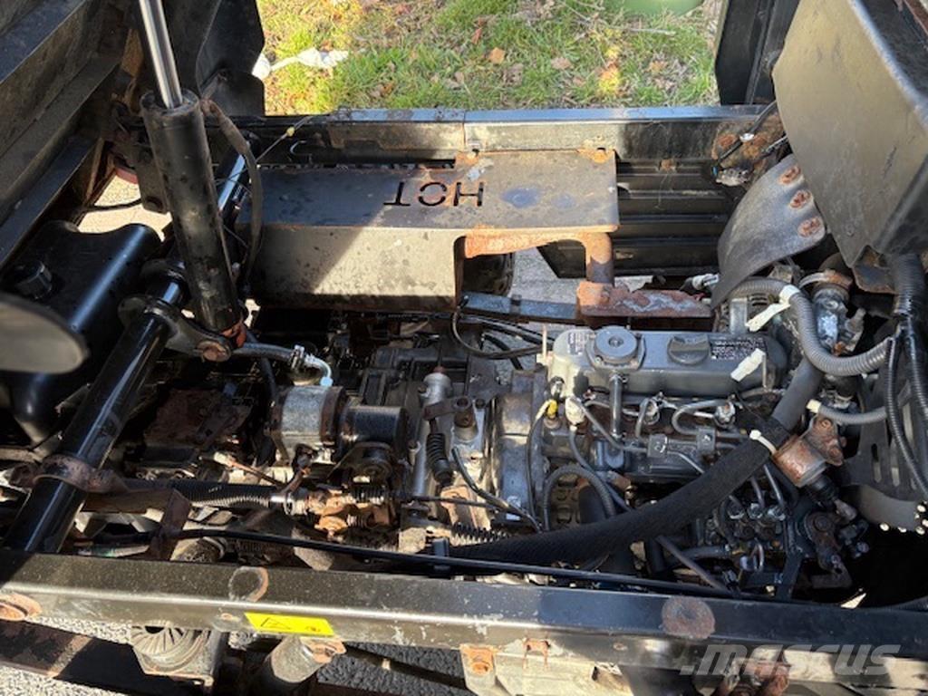 Kubota rtv900 Tratores Agrícolas usados