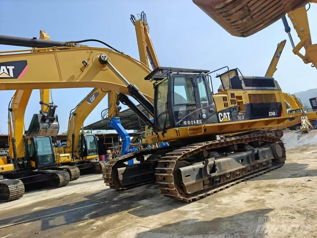 CAT 374 Escavadoras de rastos