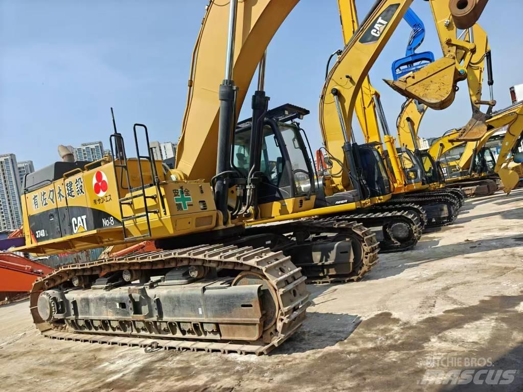CAT 374 Escavadoras de rastos