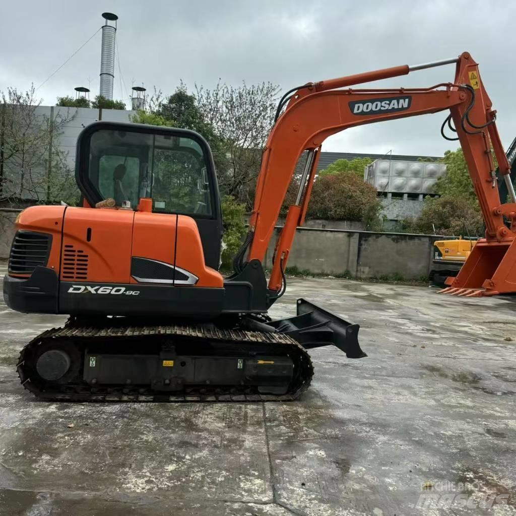 Doosan DX 60-9 C Mini Escavadoras <7t