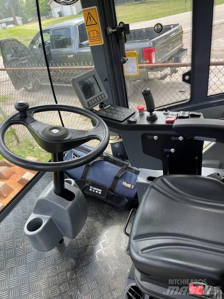 XCMG CV 83 PDU Cilindros Compactadores monocilíndricos