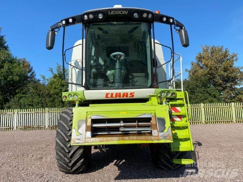 CLAAS LEXION 740 Ceifeiras debulhadoras