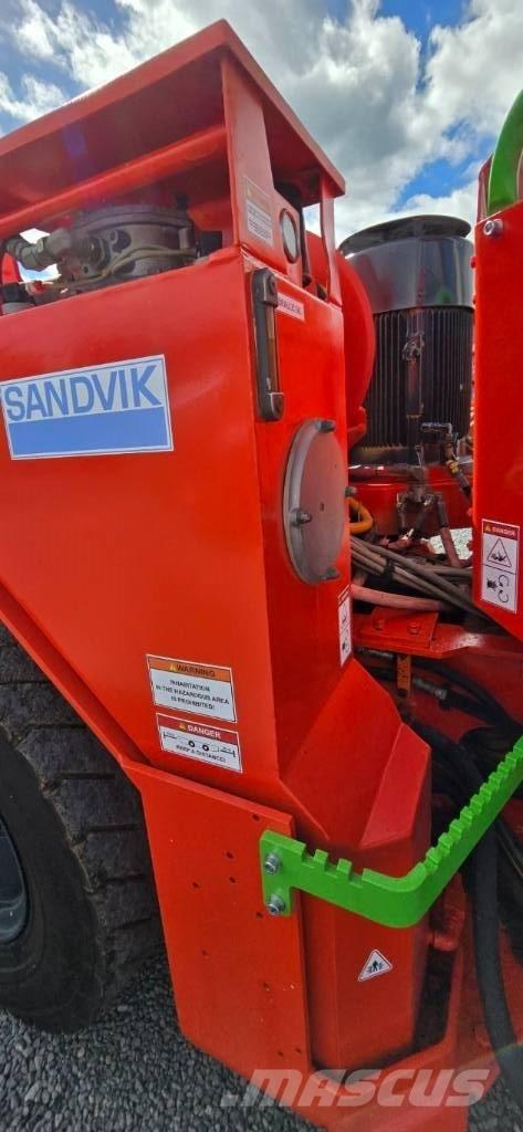 Sandvik Axera 5-126 Outro equipamentos subterrâneos
