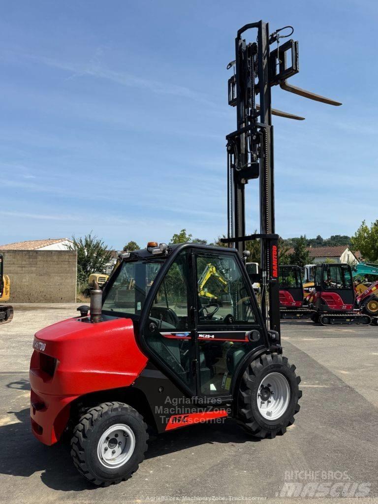 Manitou MC 25 Empilhadores todo-terreno