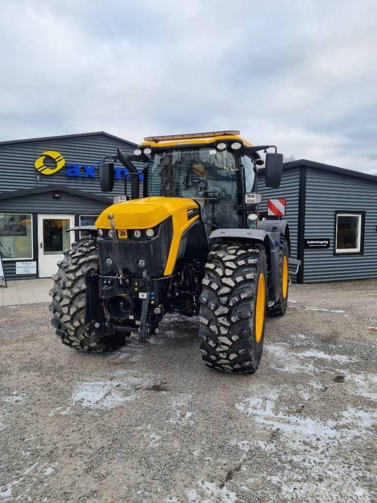 JCB Fastrac 4220 Tratores Agrícolas usados